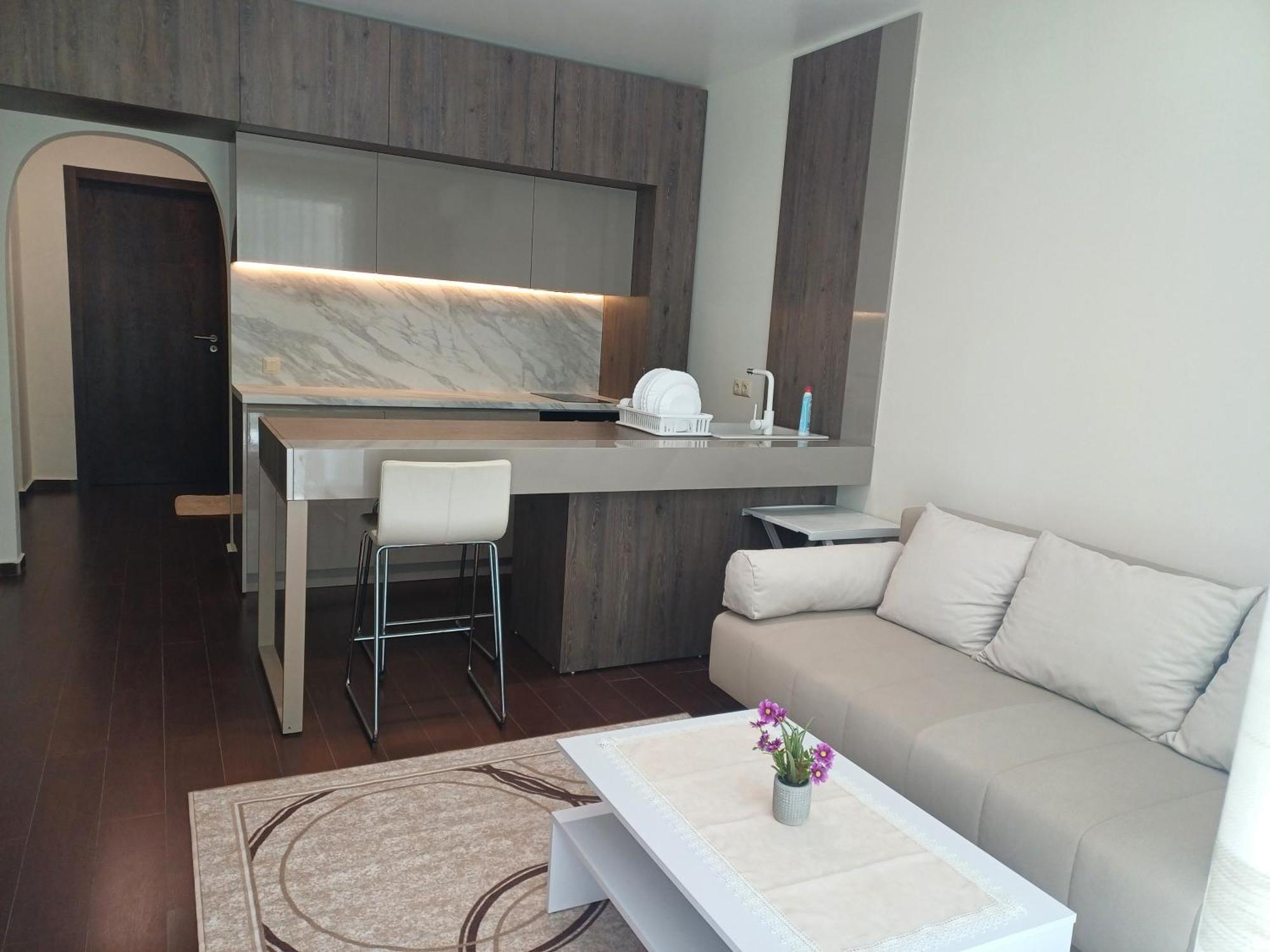 Апартаменти И Стаи За Гости Анхиало Pomorie Exteriör bild
